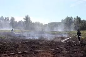 У трьох районах Полтавщини рятувальники продовжують гасити торф’яні пожежі