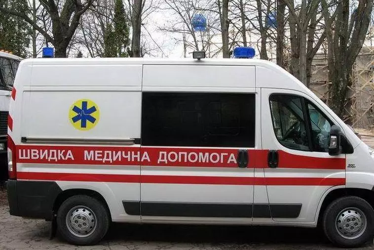 Дніпровські медики вимагають зробити платним виклик швидкої для певної категорії громадян
