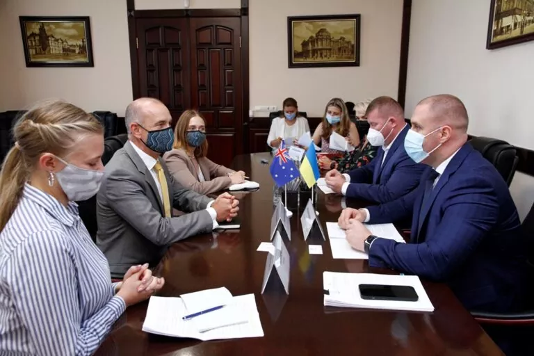 Полтавщину з дводенним візитом відвідує Надзвичайний і Повноважний Посол Австралії в Україні