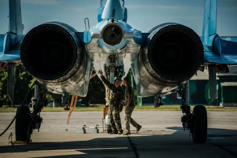 На Полтавщині військові льотчики провели командирські польоти