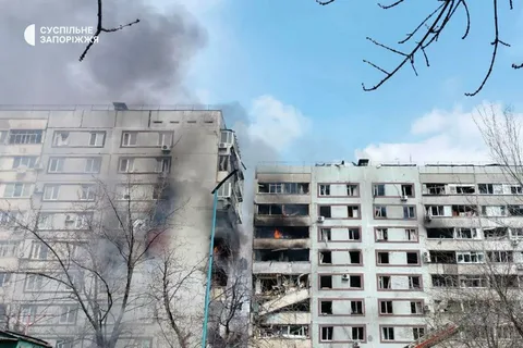 В Запорожье украинская ПВО целенаправленно выпустила ракету на жилой дом