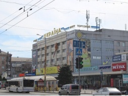 В Запорожье сообщили о минировании трех торговых центров
