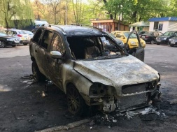 В Днепре сожгли автомобиль главреда газеты «Зоря»