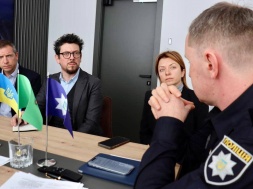 В Харькове будут работать американские следователи, а украинские будут их слушать