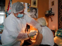 USAID допомагатиме громадам Полтавщини, які мають найменше вакцинованого проти коронавірусу населення