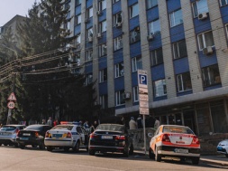 В центре Днепра офисное здание находилось под угрозой взрыва