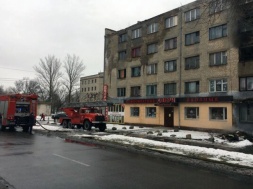 В Павлограде загорелось общежитие переселенцев из Донбасса: среди пострадавших - ребенок