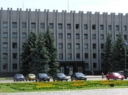 В мэрии Кременчуга опять идут обыски: теперь по делам о незаконных увольнениях Малецким
