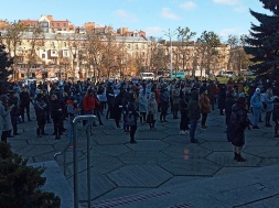 Підприємці влаштували мітинг біля Полтавської ОДА