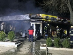 На Днепропетровщине за три дня сгорели два кафе и два киоска