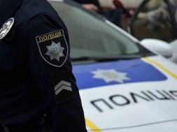 Пьяный полицейский «прославился» на всю Украину