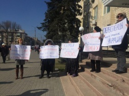 Жители модульного городка в Павлограде вышли на акцию протеста