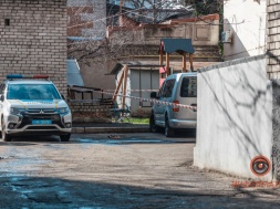 Автівку бізнесмена у центрі Дніпра підірвали гранатою