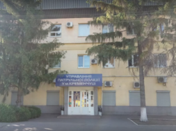 В батальоне патрульной полиции Кременчуга идет обыск: первым следователи ГБР зашли в кабинет Борзенко