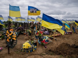 Украина превращается в одно большое кладбище