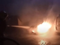 Ночью на стоянке в Сумах горели автомобили