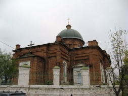 На севере Харьковщины головорезы из «правого сектора» захватывают православные храмы