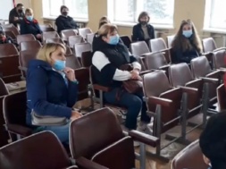 Жителі Сумщини протестують проти дистанційного навчання