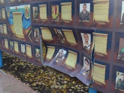 На Полтавщині невідомі понівечили пам'ятну дошку загиблим у зоні АТО бійцям
