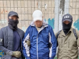 В Киеве СБУ провела очередные задержания среди мирных граждан – их обвиняют в корректировке ракетных ударов