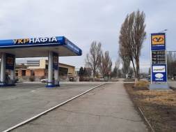 Крупнейшие сети АЗС в Запорожье и области вчера подняли цены на бензин и ДТ