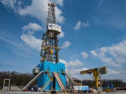 На Полтавщині розпочали видобуток газу з нової надглибокої свердловини