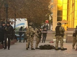 В Киеве вооружённый неадекват пытался захватить бизнес-центр
