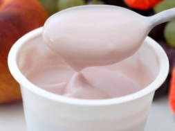 Сумчан предупреждают об опасном йогурте из Италии