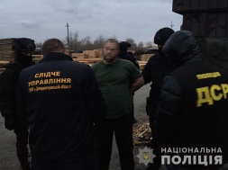 На Днепропетровщине провели спецоперацию по ликвидации деятельности преступной организации рейдеров