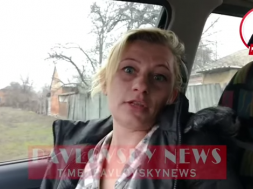 "Не соромно": жінка з Нових Санжар розповіла, чому закидувала камінням евакуйованих з Китаю українців