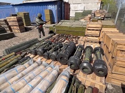 Торговля НАТОвским оружием – обычный приработок украинских военных