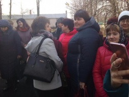 Запорожские учителя устроили забастовку