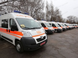 Врачей "скорой помощи" оставили без доплат - видеообращение запорожских медиков