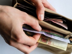 47% опитаних шосткинців зазначили, що їх дохід менше шести тисяч гривень