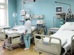 У лікарні Кам'янського через використання ліків постраждали пацієнти: померла жінка