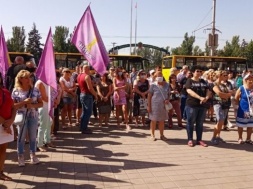 Предприниматели Запорожья вышли на массовую акцию протеста под ОГА