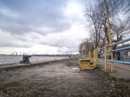 В Запорожском порту рухнул кран