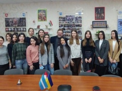 Інститут розвитку Кременчука відкриває нові можливості для молоді у спілкуванні з цікавими співрозмовниками