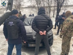 В Днепре сотрудники СБУ задержали членов межрегиональной банды вымогателей