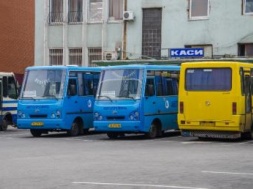 Обурені мешканці Новомосковська і Піщанської громади мітингуватимуть, якщо не покращиться якість приміських маршруток
