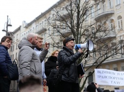 Жителі Полтавщини мітингували під будинком президента