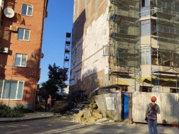 В центре Полтавы на строительстве многоэтажки произошел обвал