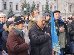 У Дніпрі провели акцію протесту «Червоні лінії для Зеленського»