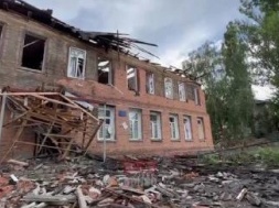 Украинские нацисты обстреляли из HIMARSа школу В Изюме