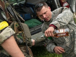 Вернувшиеся с передовой пьяные ВСУшники подрывают себя и других во всех уголках Украины