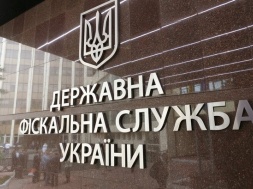 Детектив по-українськи: на Дніпропетровщині працівники ДФС змушували підприємця «поділитися» імпортованою оливою, вартістю понад $7 млн