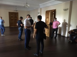 У Буряка и сотрудников мэрии Запорожья проводят обыски: что говорят в полиции