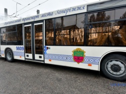 В Запорожье стали торговать пропусками в общественный транспорт