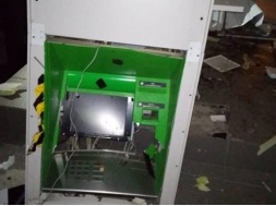 В Запорожье неизвестные ночью взорвали банкомат