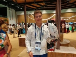 Школьник Виктор Уланов из Днепра выиграл конкурс научных проектов Азиатско-Тихоокеанской конференции